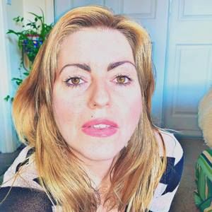 Meet your Posher, Oona